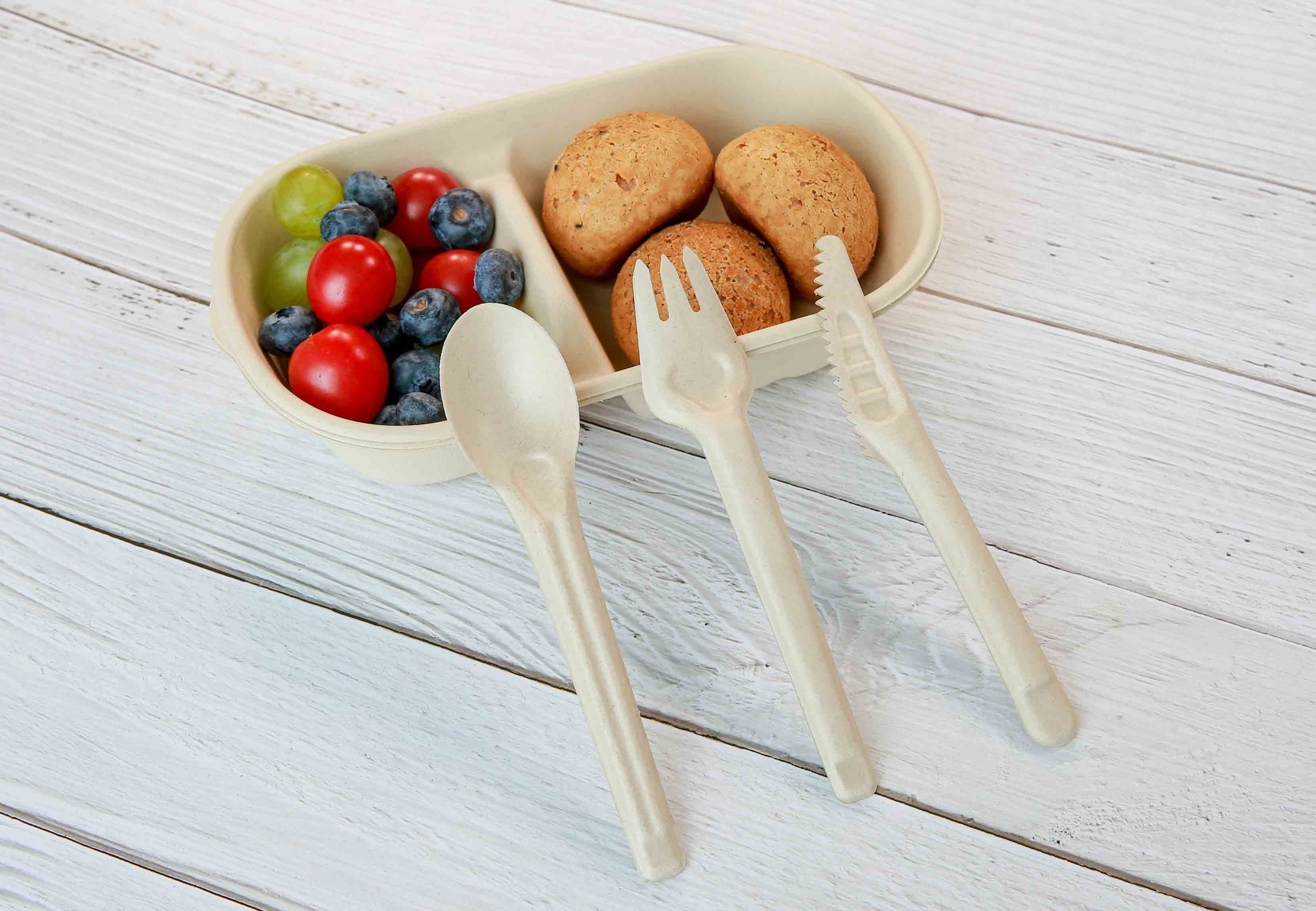 Is it difficult to make disposable degradable knife, fork and spoon? Can sugar cane be made into Environmentally friendly knives, forks and spoons